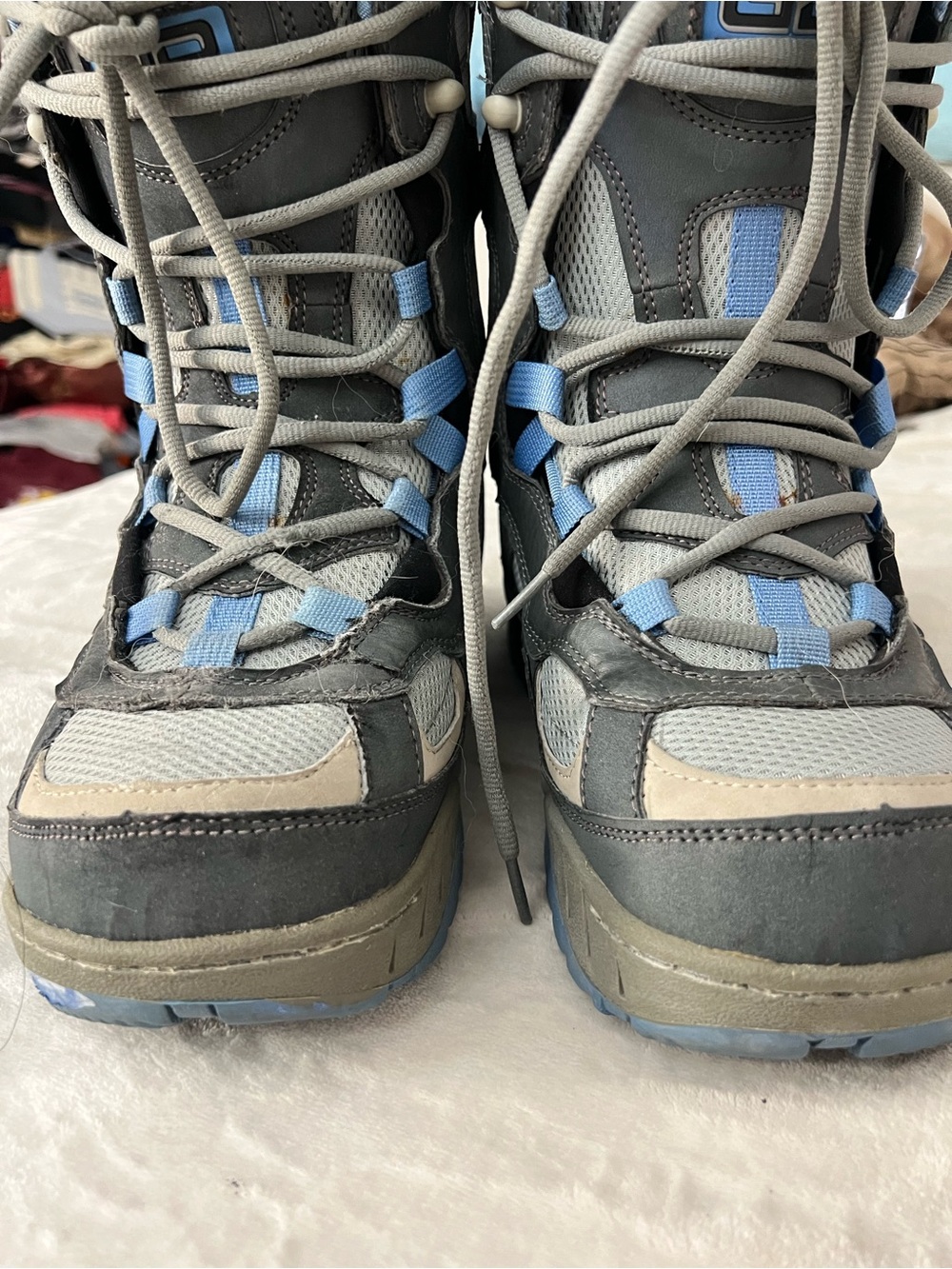 Women’s Gray and Light Blue High-Top Snow Boots (read description) - Picture 3 of 16